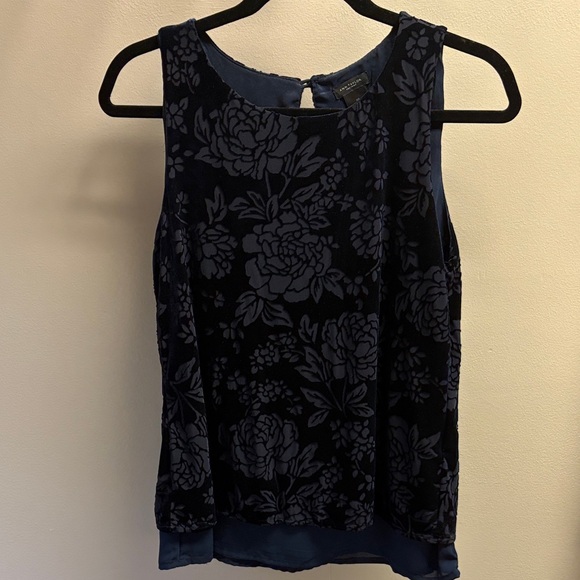 Ann Taylor Navy Floral Velvet Tank Top - Picture 1 of 4